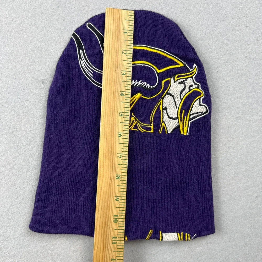 VTG NFL Minnesota Vikings Beanie Mens Embroidered Knit Hat Winter Game Day OSFM